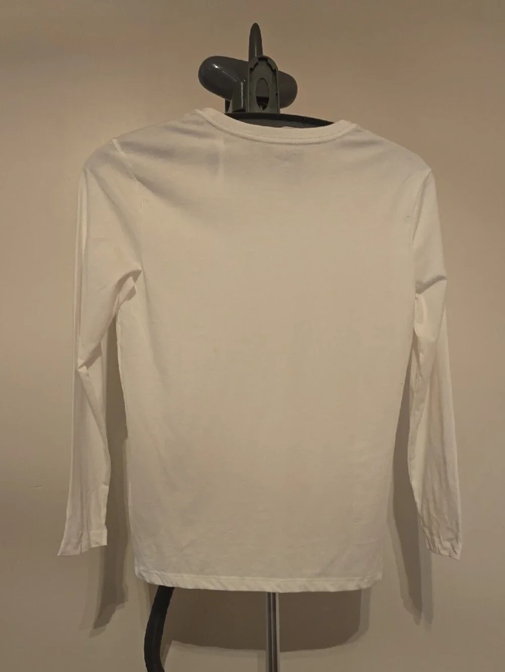 Old Navy White Long-Sleeve Crew Tee